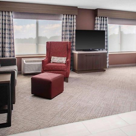 Hilton Garden Inn Roanoke Rapids Exterior photo
