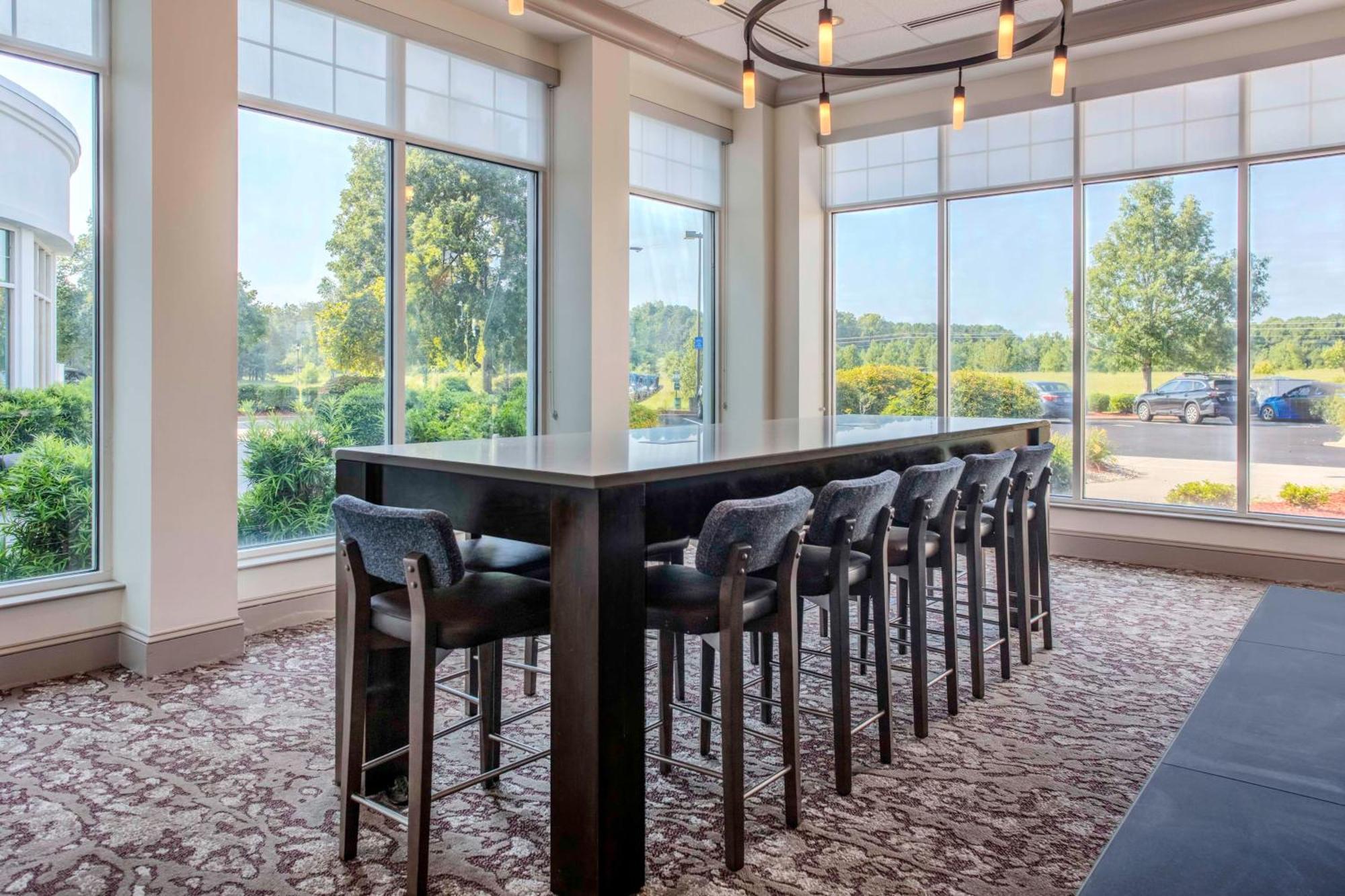 Hilton Garden Inn Roanoke Rapids Exterior photo