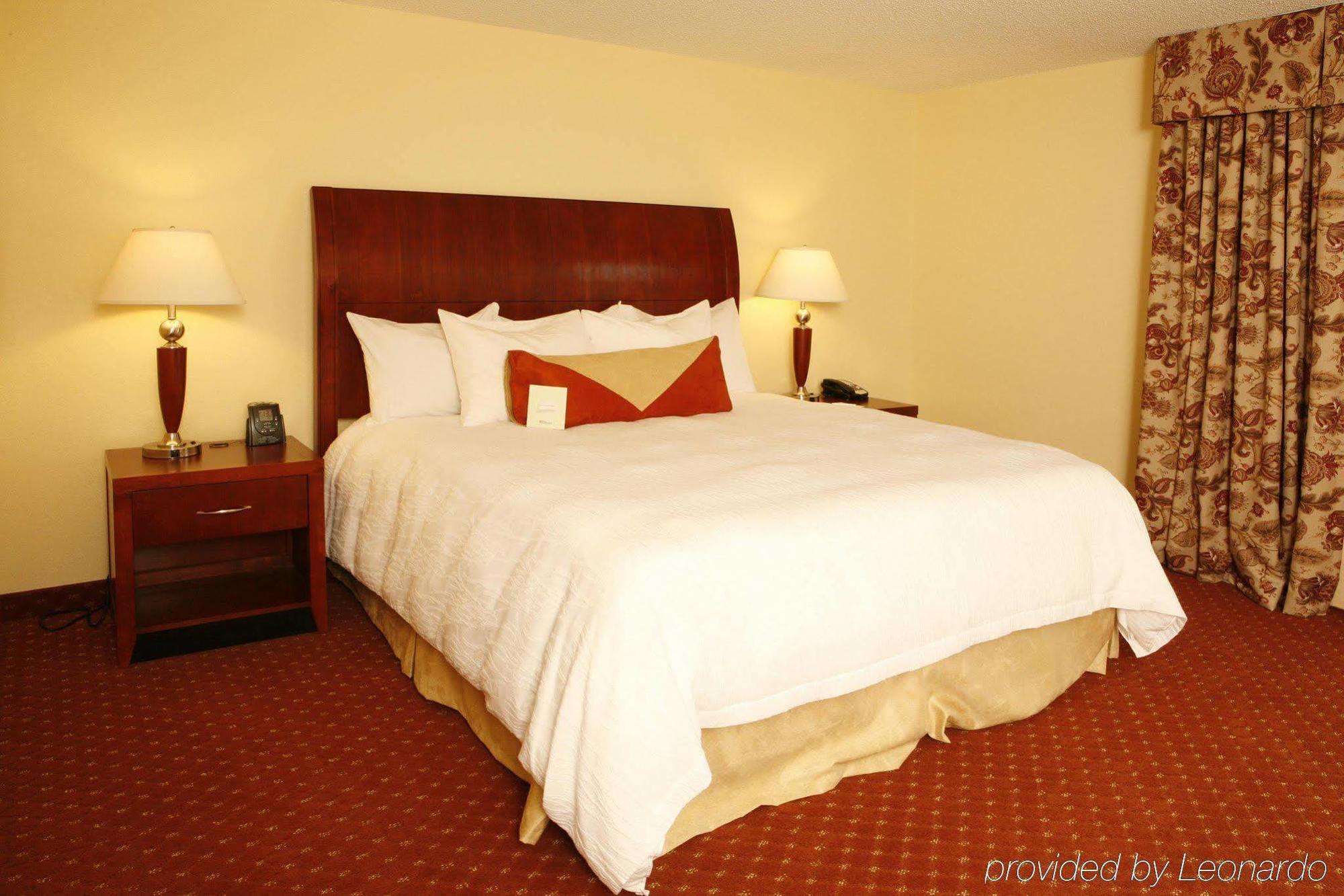 Hilton Garden Inn Roanoke Rapids Exterior photo